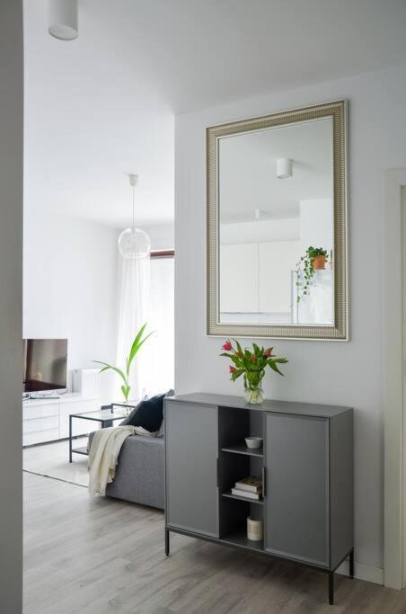 Platinum Jaglana Apartment - Wyspa Spichrzow Гданьск Экстерьер фото